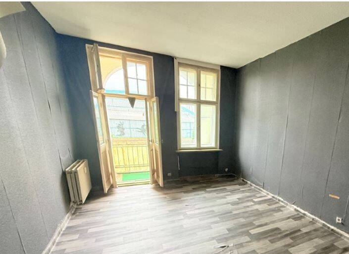 **Besichtigung: Di., 09.06.2026 um 18:00 Uhr** Schöne Pärchenwohnung am Volkspark! **Balkon** - Photo 1