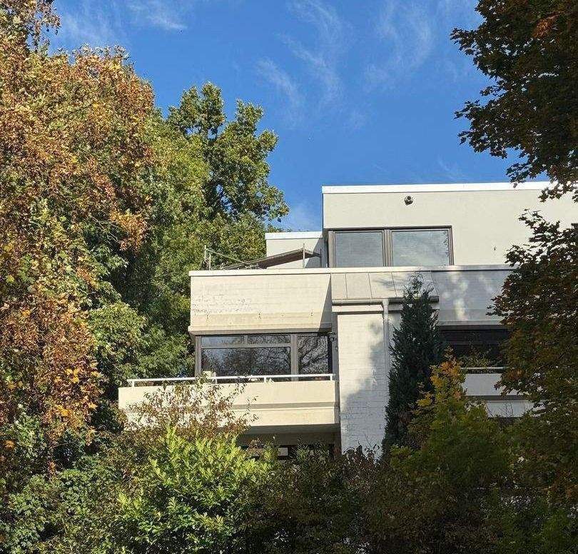 Helle 3-Zi. Wohnung in ruhiger Lage mit großem Balkon in Groß Borstel