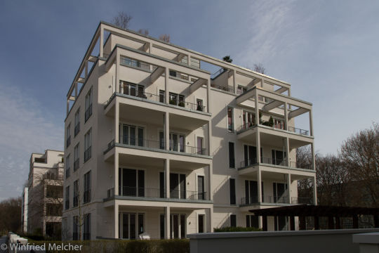 Luxuswohnung im Diplomatenpark (Tiergarten)