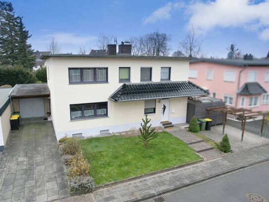 Troisdorf: Gepflegtes Mehrfamilienhaus - Attraktive Immobilie in ruhiger Lage