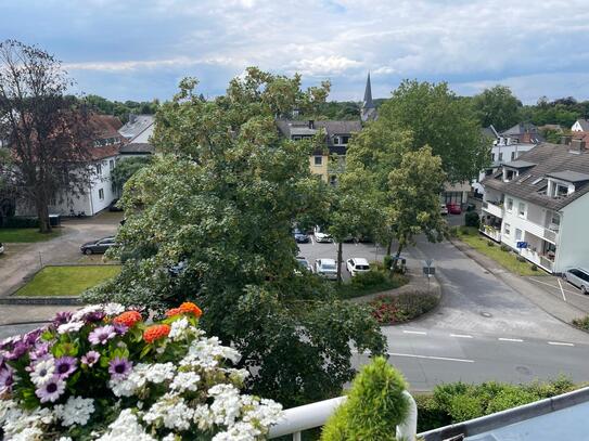 Über den Dächern von Bad Sassendorf / Kapitalanleger für DG-ETW mit Aufzug und Tiefgaragenplatz gesucht.