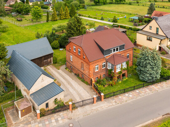 Am Wasser! Einfamilienhaus in Tauche - Mit Keller, Garage, Nebengebäude, optionaler Einliegerwohnung