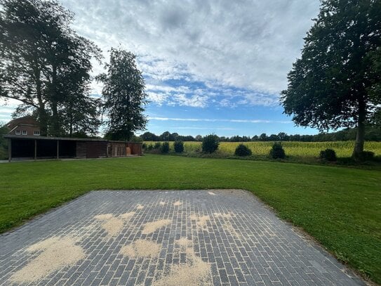 Ruhe, Natur und Privatsphäre: Freistehendes Einfamilienhaus direkt am Waldrand