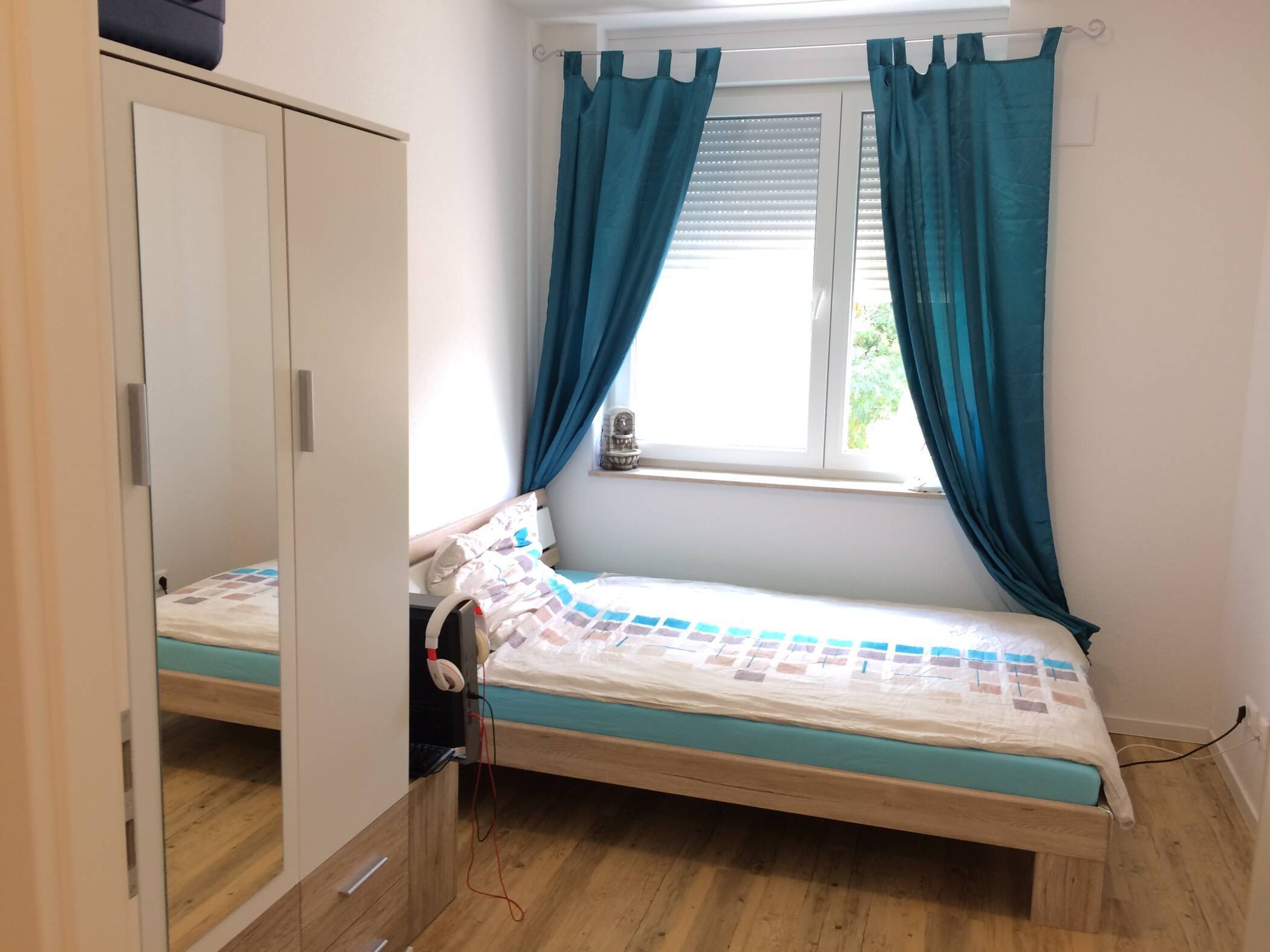 Möblierte Neubauwohnung zur befristeten Zwischenmiete in Berlin Zehlendorf - Photo 1