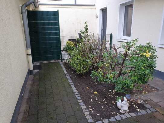 Helle ruhige Terrassenwohnung im Herzen von Köln-Deutz