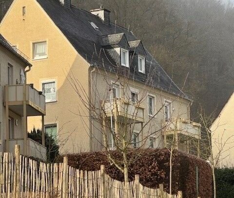 Maisonette-Wohnung mit Balkon u. Garten