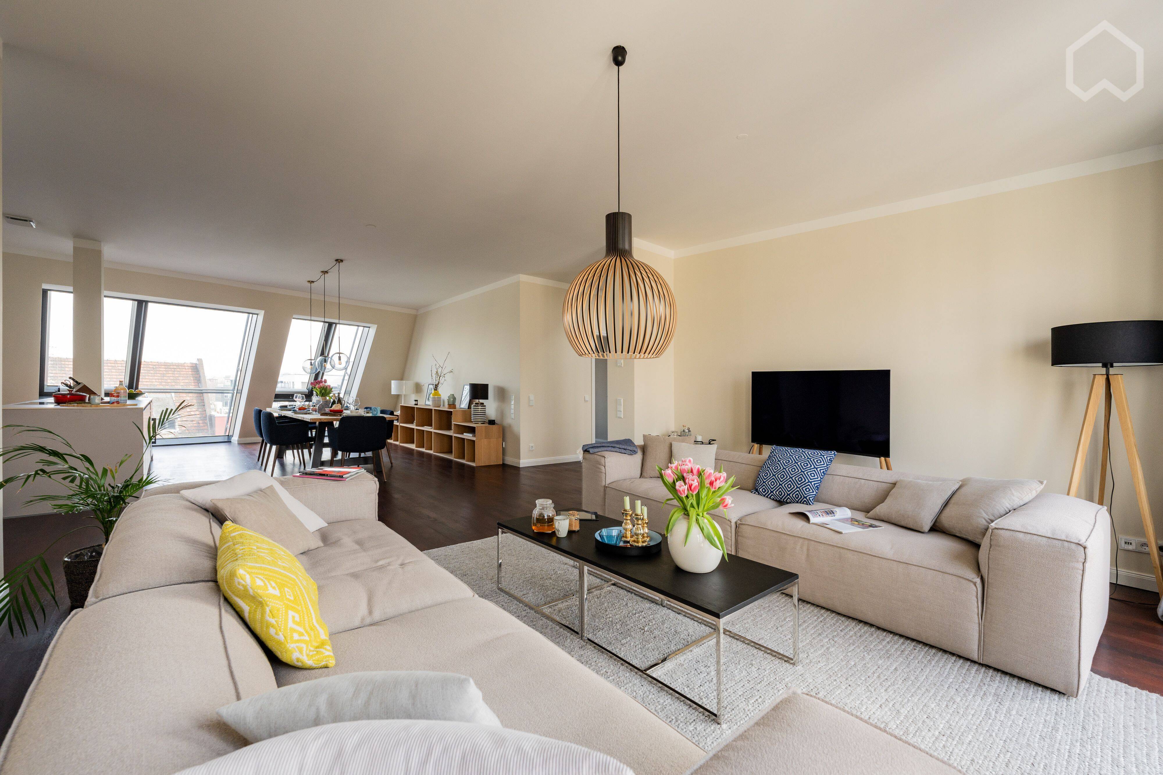 Luxus Penthouse Wohnung mit Balkon & Gemeinschaftsdachterrasse in Mitte - Photo 1