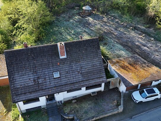 Wohnhaus zur Umgestaltung direkt an Wald und Wiesen