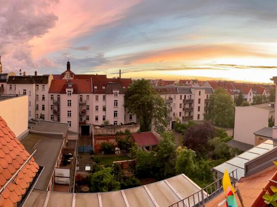 Wunderschönes Dachgeschossapartment mit Dachterasse zur Zwischenmiete