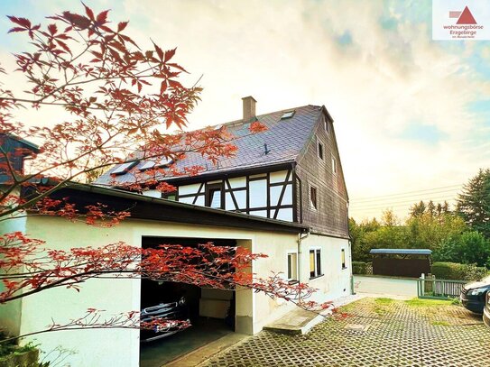 Saniertes Fachwerk-Wohnhaus (Kulturdenkmal) mit 2-3 Einheiten & Garten in Chemnitz, Stelzendorf