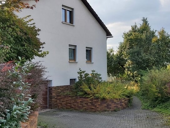 Großes EFH mit ELW und schönem Garten