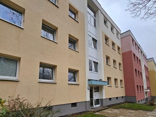 AC-Preuswald: Geräumige helle 3-Zi.-EG-Whg. m. Balkon (Hochparterre) in Waldsiedlung am Stadtrand