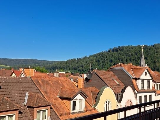 Kernsanierte Wohnung mit Aufzug und Balkone in zentraler Altstadtlage von Eberbach