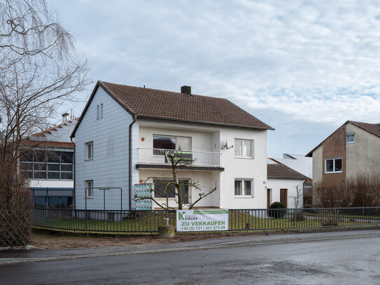 Familienfreundliches Ein- bzw Zweifamilienhaus mit großem Garten in zentraler Lage von Dingolfing