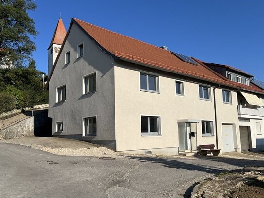 Einfamilienhaus mit EINLIEGERWOHNUNG, WERKSTATT und LAGERHALLE