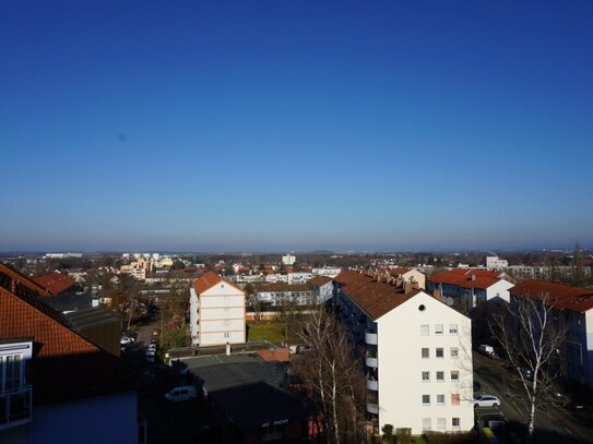 Helle, renovierungsbedürftige 3 Zi.-ETW Nähe U-Bahn Fürth - Hardhöhe / Wohnung kaufen