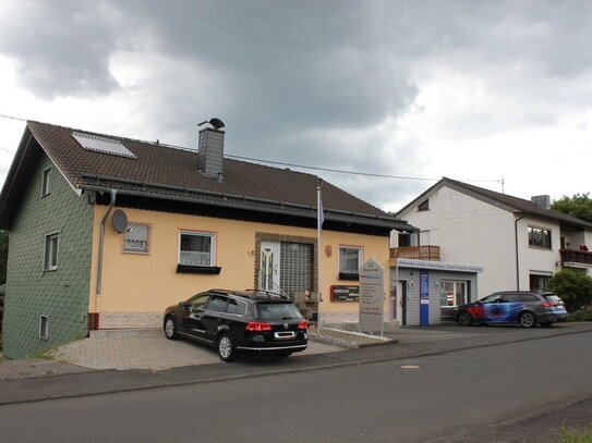 Saniertes teilvermietetes Haus in Lautzenbrücken sucht neuen Eigentümer