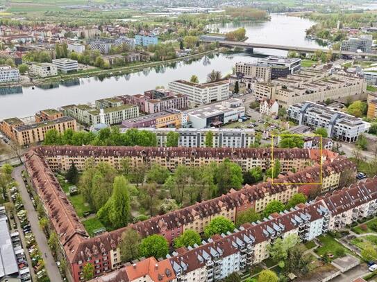 Gute Rendite! 2,5-Zimmer-DG-Wohnung mit Galerie im beliebten Petershausener-Park