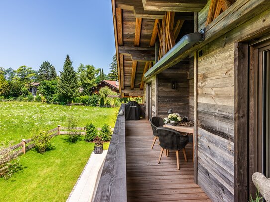 Helle Erdgeschosswohnung mit sonnigen Terrassen und Süd-/Westgarten