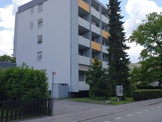 Sanierte 1,5-Zimmer-Wohnung mit Balkon - Provisionsfrei, Sofortbezug -