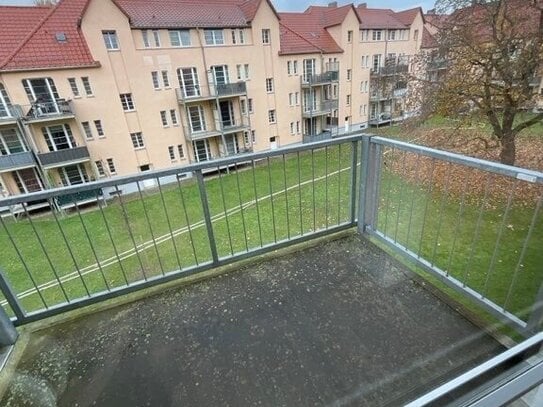 helle 2 - Zimmerwohnung mit Balkon