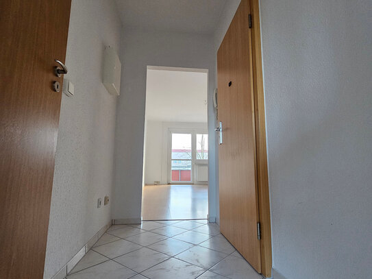 660 € sparen! KM frei * geräumige 2 Raum Wohnung mit Balkon **