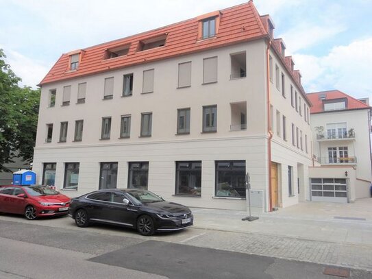 Stilvolle neuwertige 2 Zi- Wohnung in der Altstadt mit Lift und Balkon