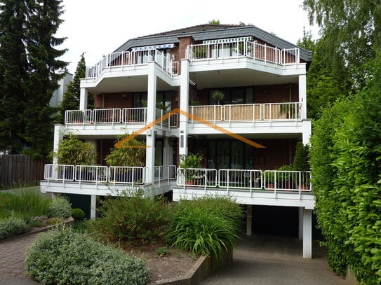 Lichtdurchflutete Dachgeschosswohnung mit Tageslichtbad in ruhiger Lage von Köln-Junkersdorf