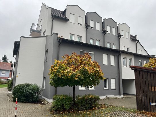 Geräumige 3-Zimmer Wohnung im Stadtzentrum mit Dachterrasse und Tiefgaragenstellplatz