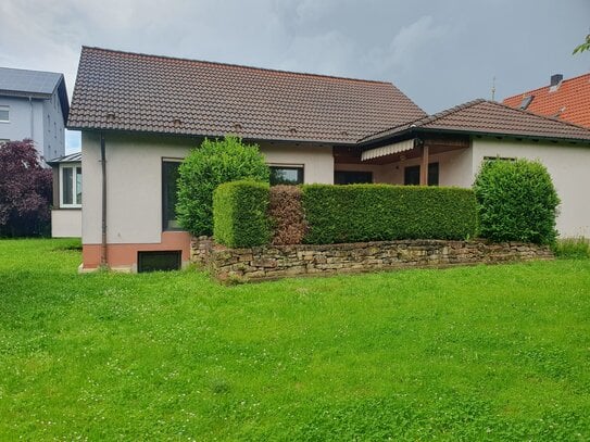 Bungalow Einfamilienhaus freistehend mit Potential