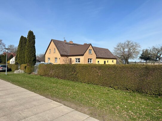 Echtes Landleben mit viel Platz. Einfamilienhaus, FeWo, moderne Sauna, Bauland, Nebengelass, für Gewerbe geeignet