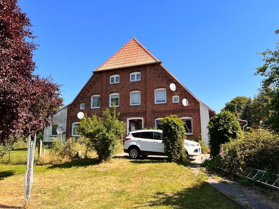 *** MikroAppartment mit großem Gartenanteil in wunderschöner Natur 5 Km vor Lübeck ***