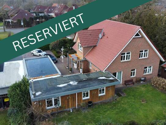 Attraktives Zweifamilienhaus in idyllischer Lage