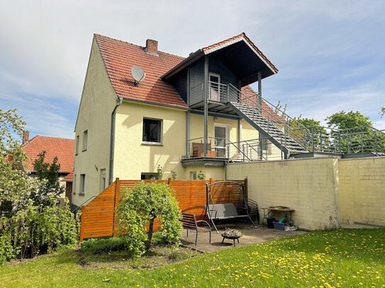 Eigennutzung und/oder Kapitalanlage: Zweifamilienhaus zzgl. Anbau mit diversen Möglichkeiten in Anröchte-Uelde!