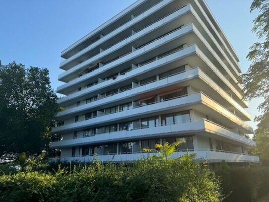 Gutgeschnitte 2-Zimmer-Wohnung mit Balkon und Einbauküche in Wiesbaden