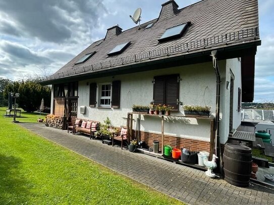 schönes Haus in ruhiger Waldrandlage zu verkaufen