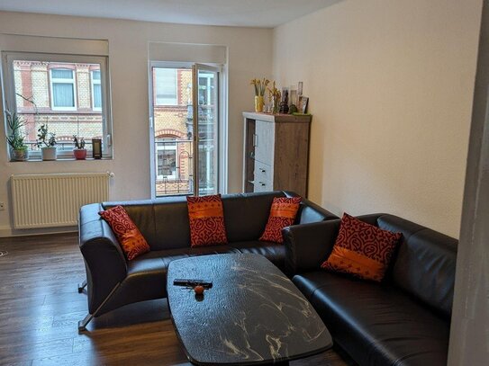 Frei und ohne Makler, Wiesbaden Mitte, 90 m2 ,3 Zimmer, Küche, Bad, Balkon, Keller im 3. OG