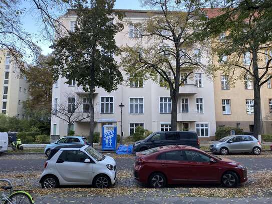 Gepflegte Altbauwohnung Toplage Steglitz