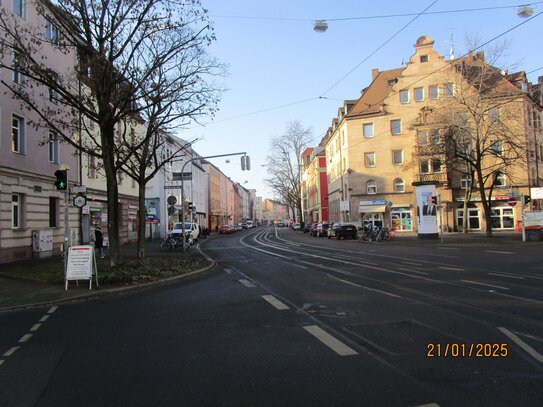 Komplett vermietetes Anwesen ( 2 Mehrfamilienhäuser) m. Wohn- und Geschäftseinheiten in zentraler Lage Nürnberg - Süd z…