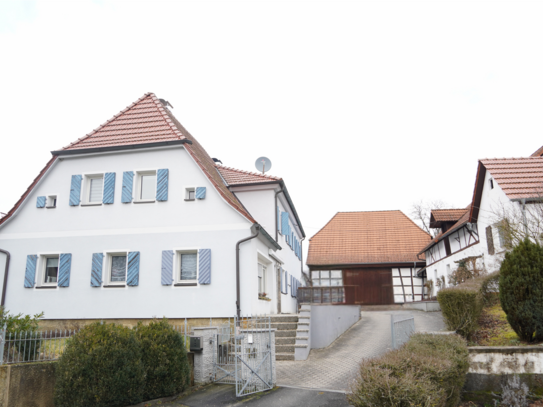 Exklusives Mehrfamilienhaus mit Ausbaupotenzial in Bad Staffelstein – Ideal für Investoren & Familien