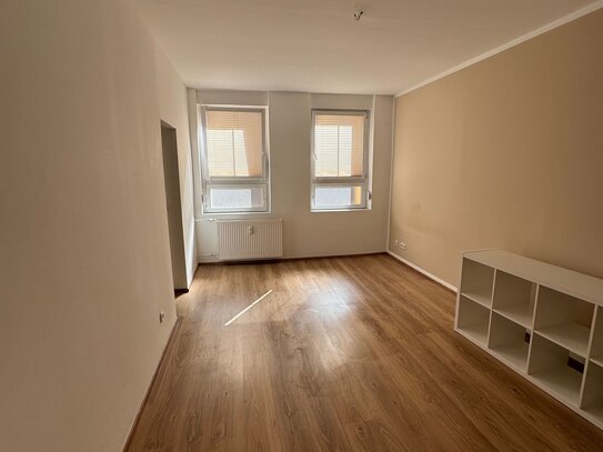 Attraktive 1,5 Zimmer Wohnung mit EBK u. Terrasse!