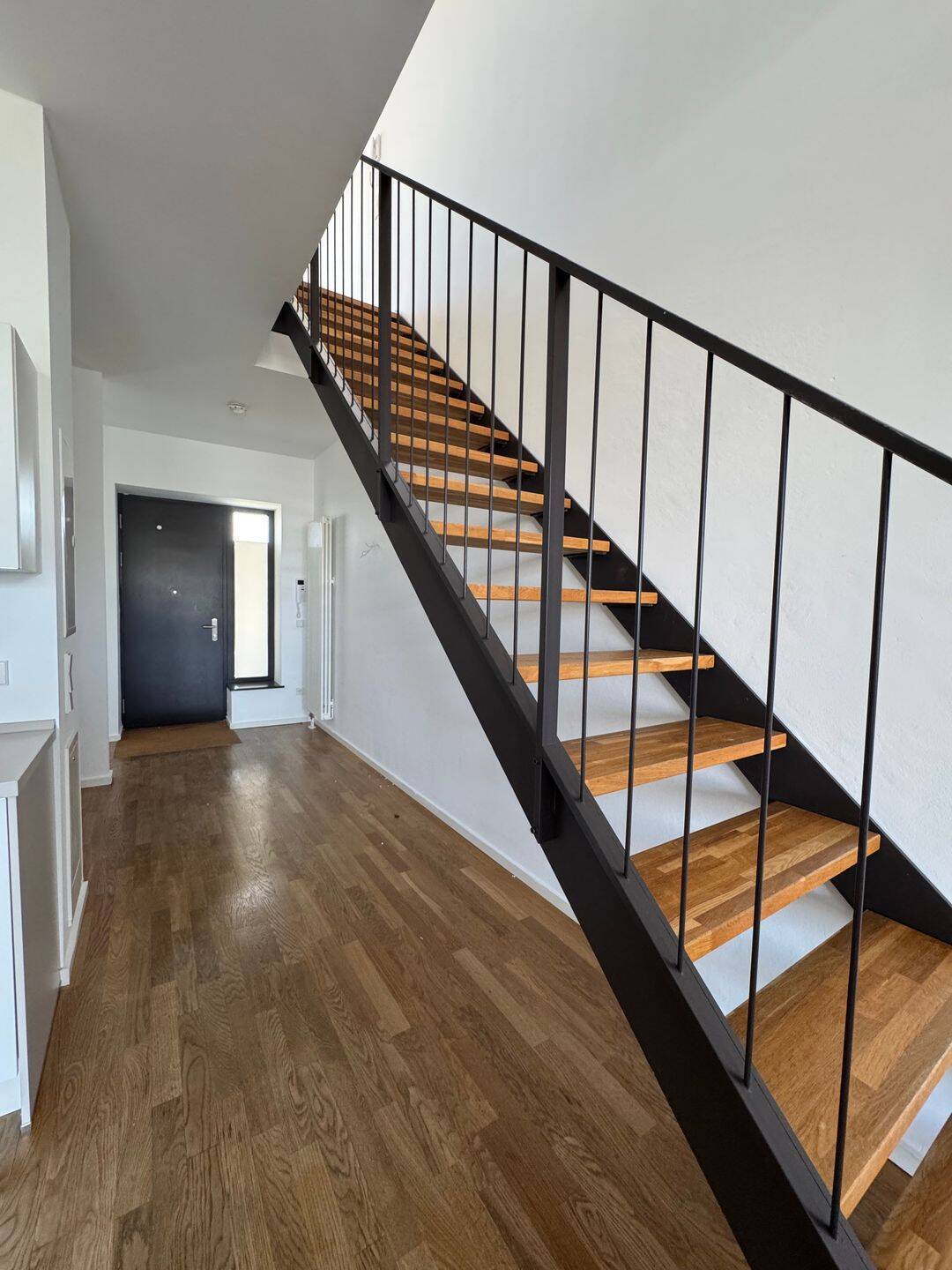 Charmante 2-Zimmer-Maisonettewohnung in urbaner Lage von Berlin-Adlershof - Foto 1