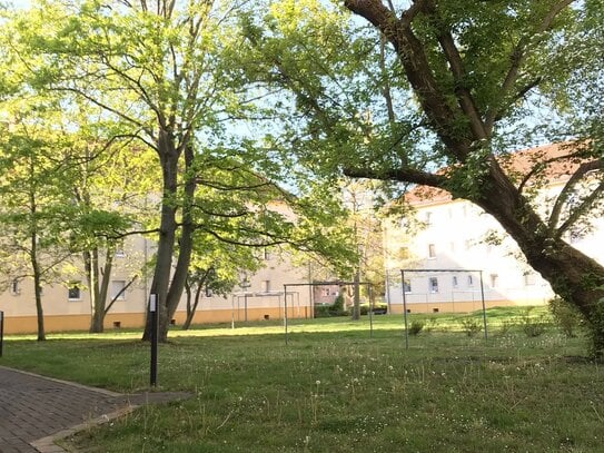 Frisch sanierte 2 RW mit Balkon!!!Bezugsfertig