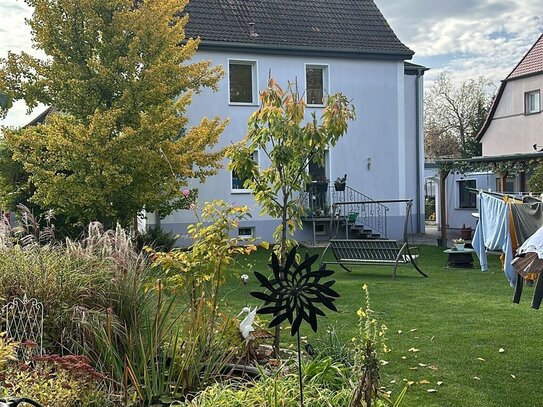 Einfamilienhaus mit wunderschönem, großzügigen Garten in Rückmarsdorf zu vermieten!