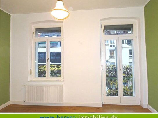 +++Charmante Altbauwohnung mit Terrasse und Balkon, top saniert, direkte Innenstadtlage, nähe Schloßpark+++