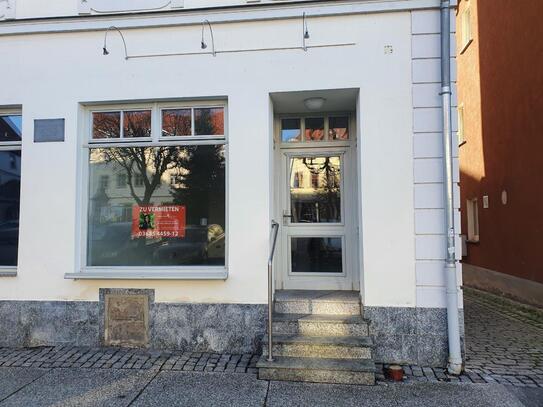 Renoviertes Ladengeschäft oder Büro - direkt auf dem Marktplatz von Hildburghausen