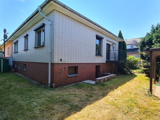 Klimatisiertes Haus im Bungalowstil in familienfreundlicher Lage von Lübben