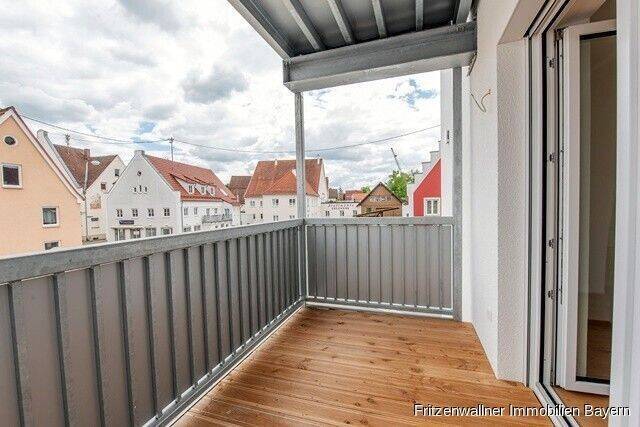                                                               Helle 4,5-Zimmer-Wohnung mit Balkon &amp; Aufzug                                                       in Babenhausen (Darmstadt-Dieburg)