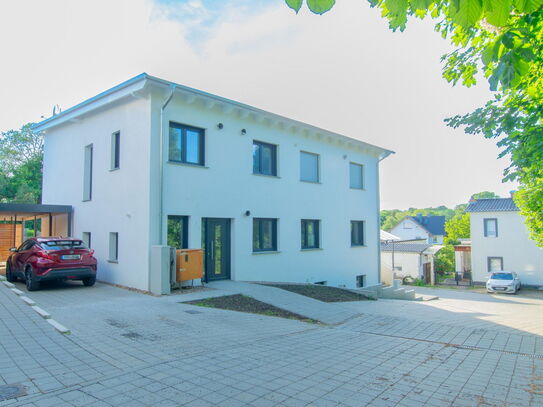 Neubau Doppelhaushälfte mit Garten und Balkon in Rüdersdorf bei Berlin