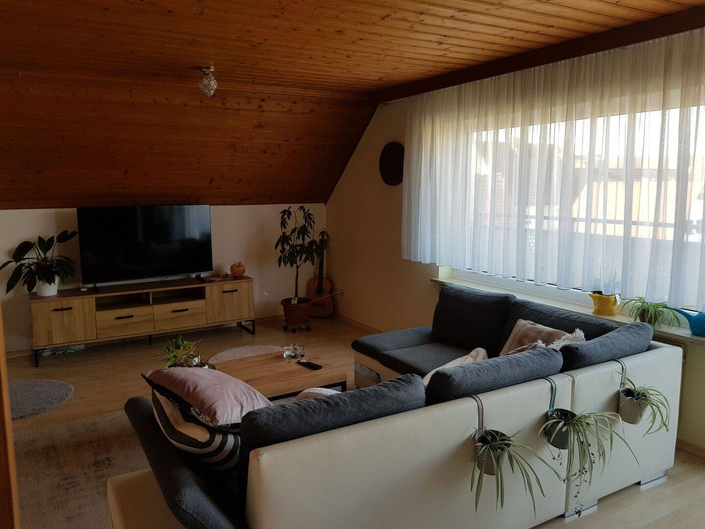                                                               Helle 3,5-Zimmer 95m&sup2;-Mietwohnung m. Balkon/Garten, 91361 Pinzberg                                                       in Pinzberg (Forchheim)